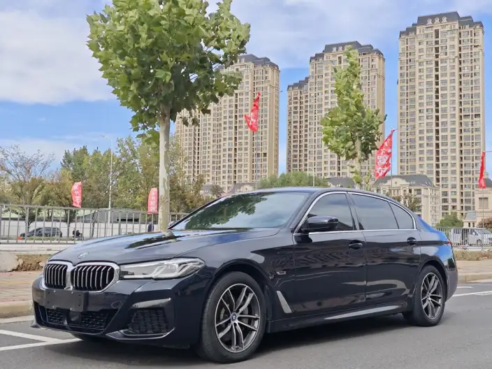 BMW 5 Series PHEV 2022 Model Facelift 535Le Pioneer Edition M Sports Set – фото 1