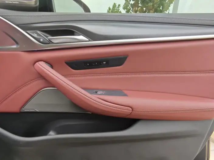 BMW 5 Series PHEV 2022 Model Facelift 535Le Pioneer Edition M Sports Set – фото 7