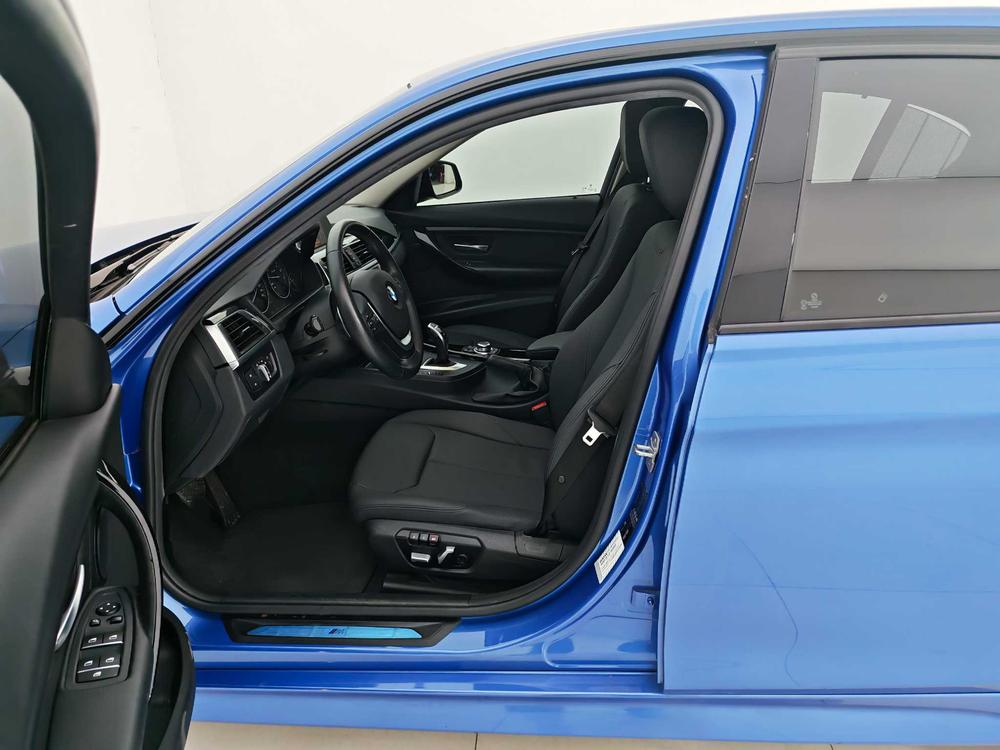 BMW 3 Series 2017 320Li M Sport – фото 17