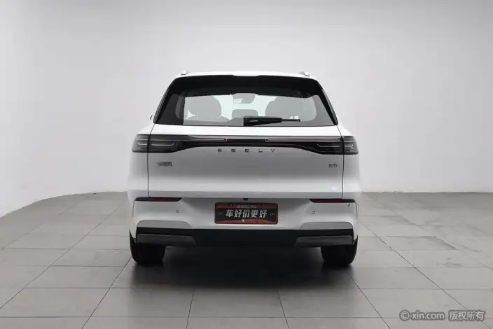 Geely Galaxy E5 2026 Model 610km Tiggo + Edition