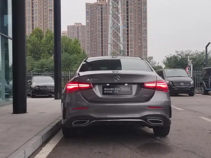 Mercedes-Benz A-class 2023 Model A 200 L Sports sedan Fashion Edition – фото 4