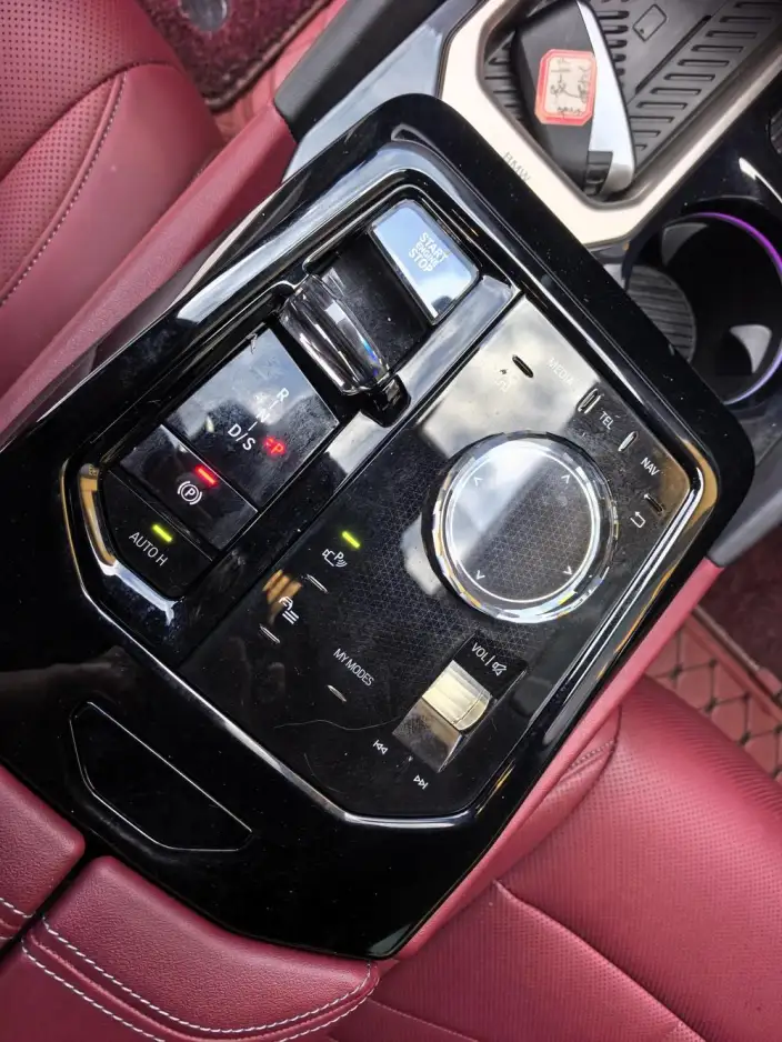 BMW 5 Series 2024 Model 530Li Exclusive Model M Sports Set – фото 7