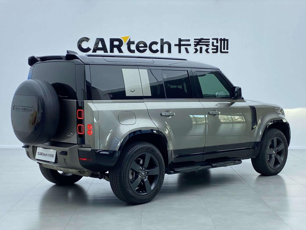 Land Rover De f ender 2022 110 P400 X-DYNAMIC HSE