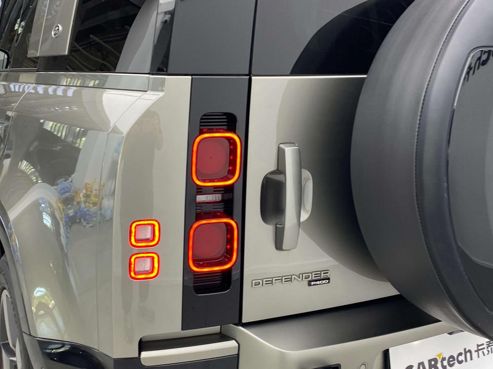 Land Rover De f ender 2022 110 P400 X-DYNAMIC HSE – фото 8