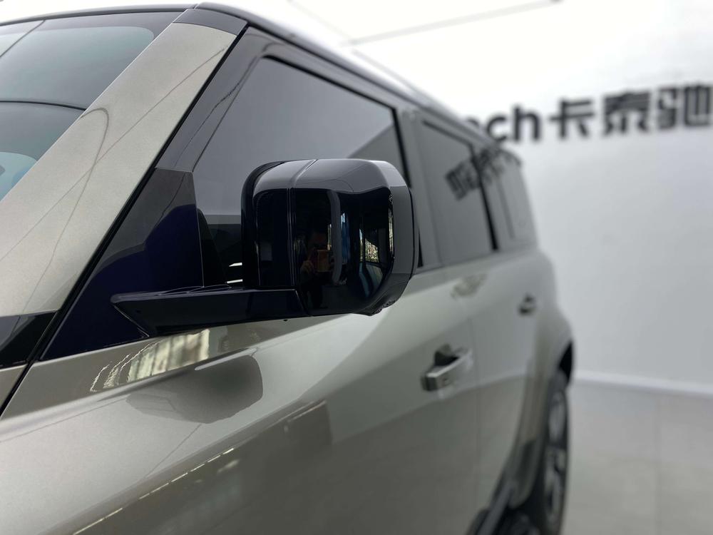 Land Rover De f ender 2022 110 P400 X-DYNAMIC HSE – фото 16