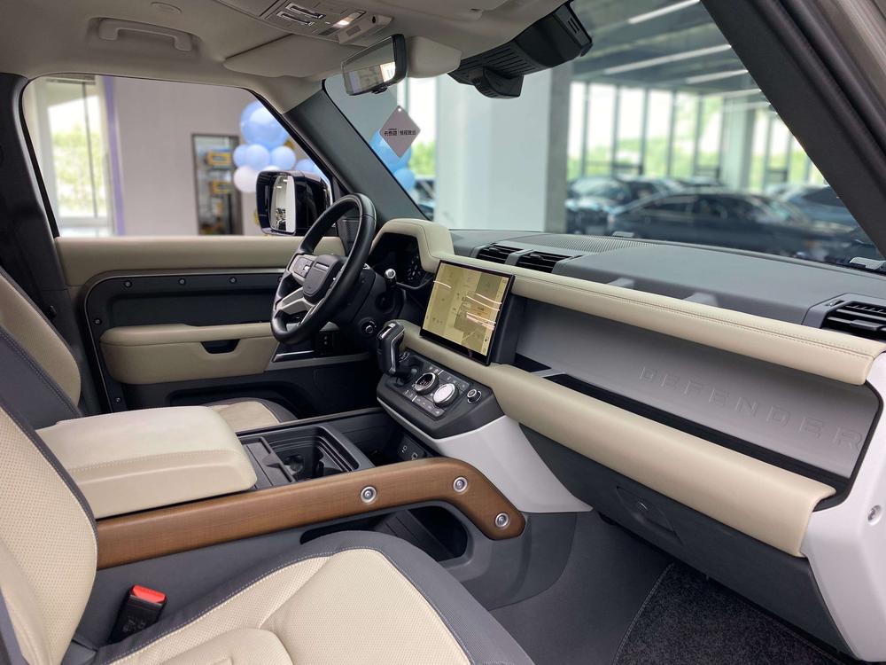Land Rover De f ender 2022 110 P400 X-DYNAMIC HSE – фото 27
