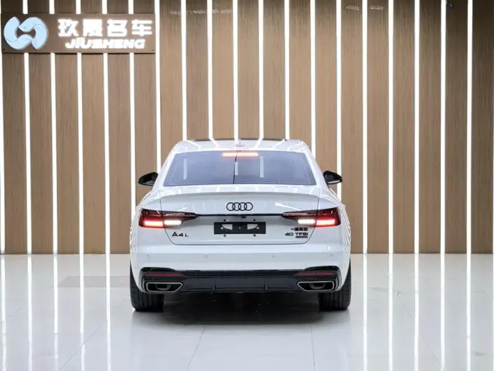 Audi A4 L 2023 Model 40 TFSI quattro Luxury Dynamic Model – фото 5