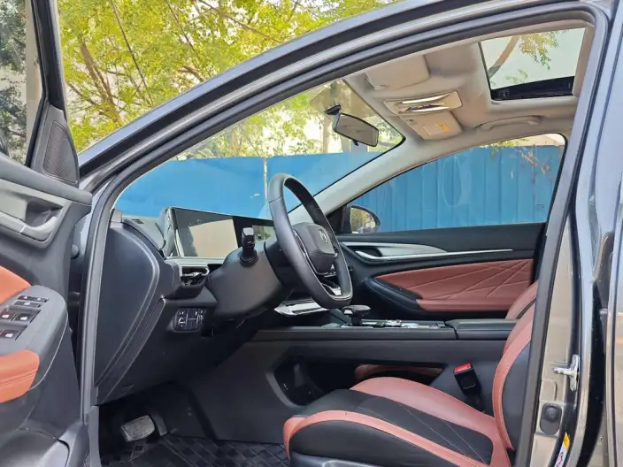 Changan Eado 2023 Model PLUS Changxiang Edition Blue whale NE 1.4T GDI DCT Noble Model – фото 9