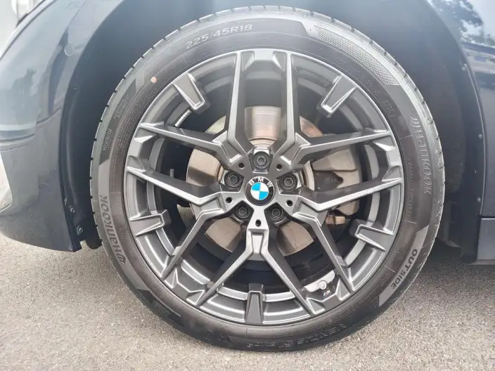 BMW 3 Series 2025 Model 330Li M Sports Night Set – фото 7