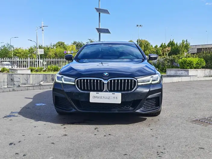 BMW 5 Series 2022 Model Facelift II 525Li M Sports Set – фото 2