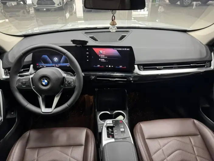 BMW X1 2023 Model sDrive20Li X Design Set – фото 8