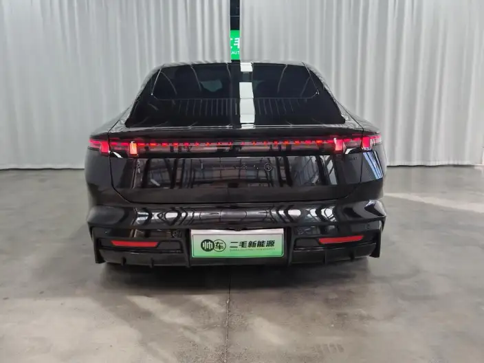 Lynk & Co 10 EM-P 2025 Model 240 4WD Ultra H5 – фото 6