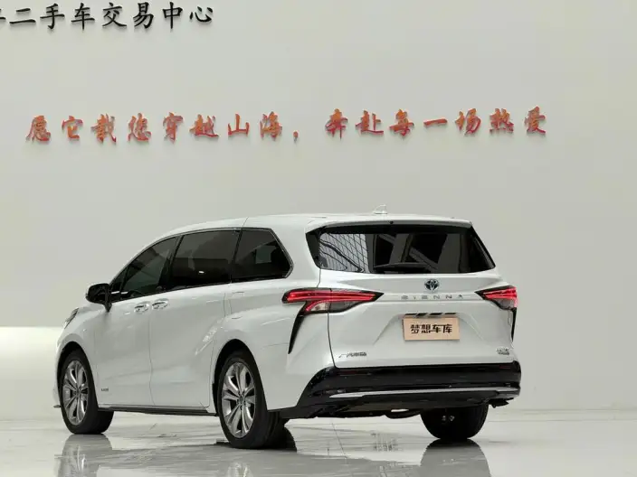 Toyota Sienna 2023 Model Hybrid 2.5L Comfort Edition – фото 5