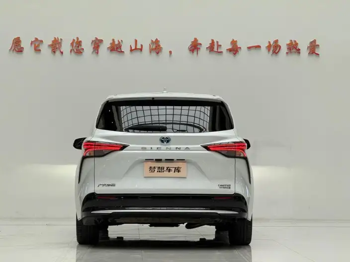 Toyota Sienna 2023 Model Hybrid 2.5L Comfort Edition – фото 6