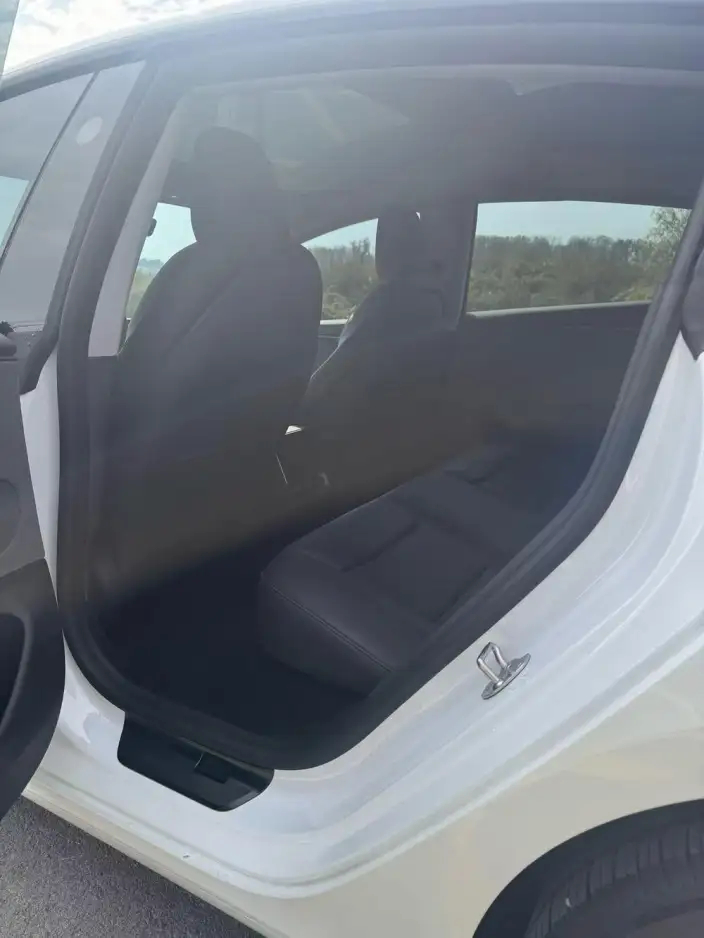Model 3 2025 Model Facelift Rear-wheel drive version – фото 8