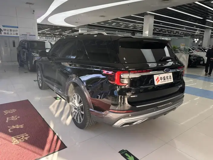 Ford Explorer 2023 Model EcoBoost 285 4WD Titan Jin Edition 7 seat