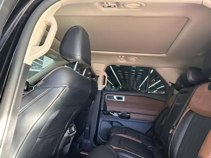 Ford Explorer 2023 Model EcoBoost 285 4WD Titan Jin Edition 7 seat – фото 8