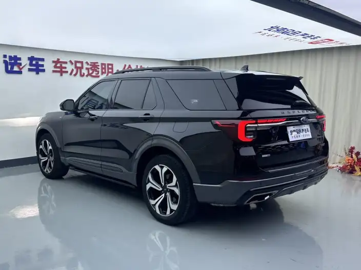 Ford Explorer 2023 Model EcoBoost 285 4WD ST-LINE 7 seat
