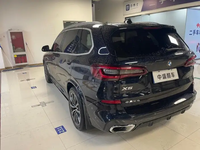 BMW X5 2022 Model xDrive 30Li Exclusive Model M Sports Set – фото 3