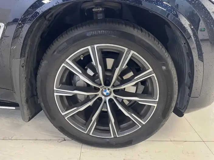 BMW X5 2022 Model xDrive 30Li Exclusive Model M Sports Set – фото 5