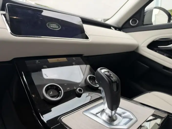 Range Rover Evoque 2022 Model Aurora L 249PS R-Dynamic Deluxe Edition – фото 10