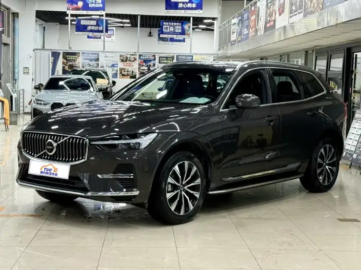 Volvo XC60 2025 Model B5 4WD Smart Range Deluxe Edition