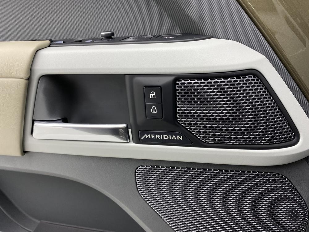 Land Rover De f ender Модель 2020 года 110 P400 HSE – фото 18