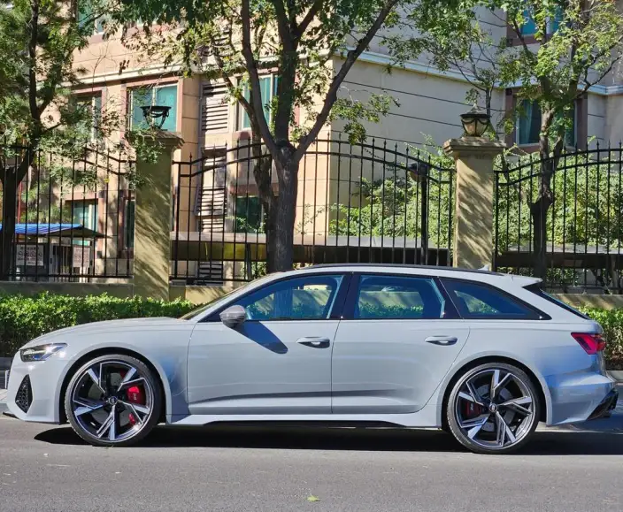 Audi RS 6 2024 Model RS 6 4.0T Avant Performance