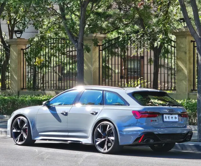 Audi RS 6 2024 Model RS 6 4.0T Avant Performance