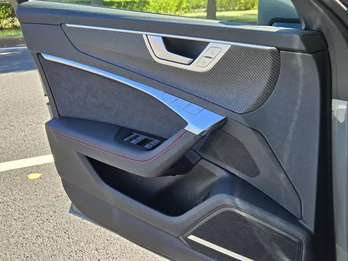 Audi RS 6 2024 Model RS 6 4.0T Avant Performance – фото 7