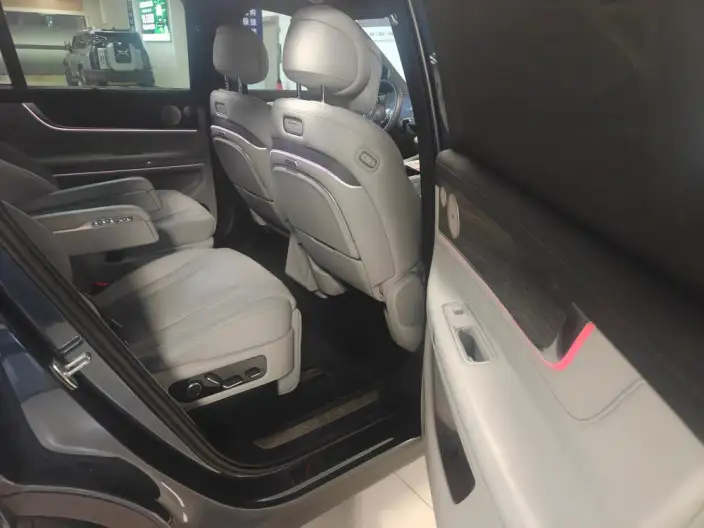 Aito M9 2024 Model EV Ultra VI seat Edition – фото 7