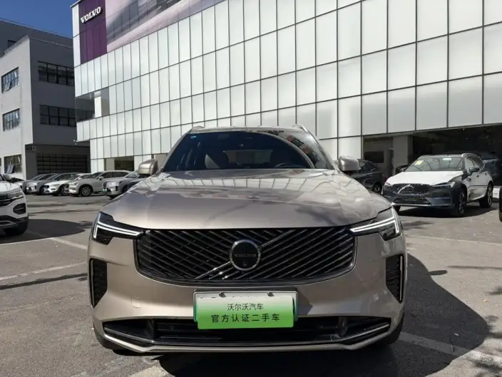Volvo XC90 PHEV 2025 Model E Drive Hybrid T8 Long Battery Life Pro Smart Prestige Deluxe Edition 7 seat