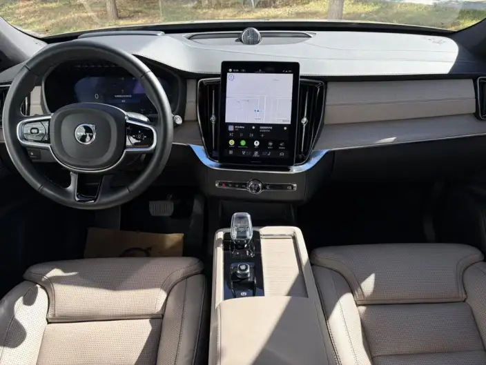 Volvo XC90 PHEV 2025 Model E Drive Hybrid T8 Long Battery Life Pro Smart Prestige Deluxe Edition 7 seat – фото 10