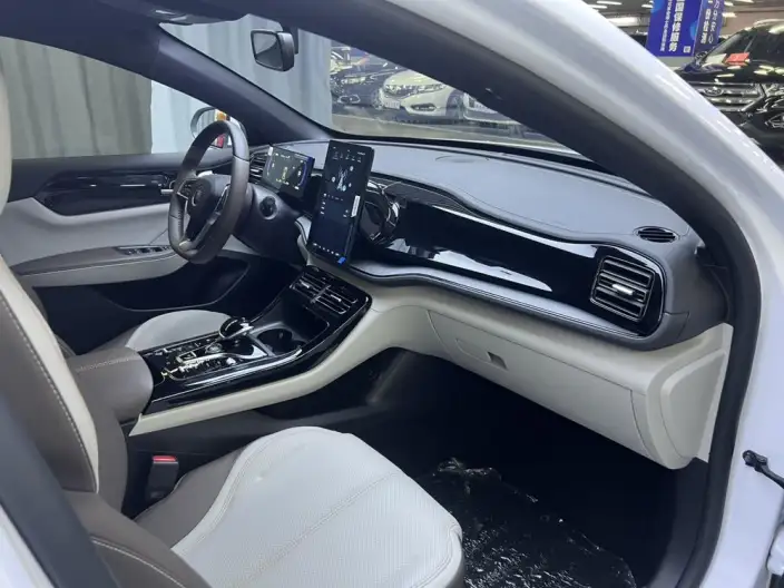 BYD Qin PLUS DM 2024 Model Honor Edition DM-i 55KM Leading Model – фото 10