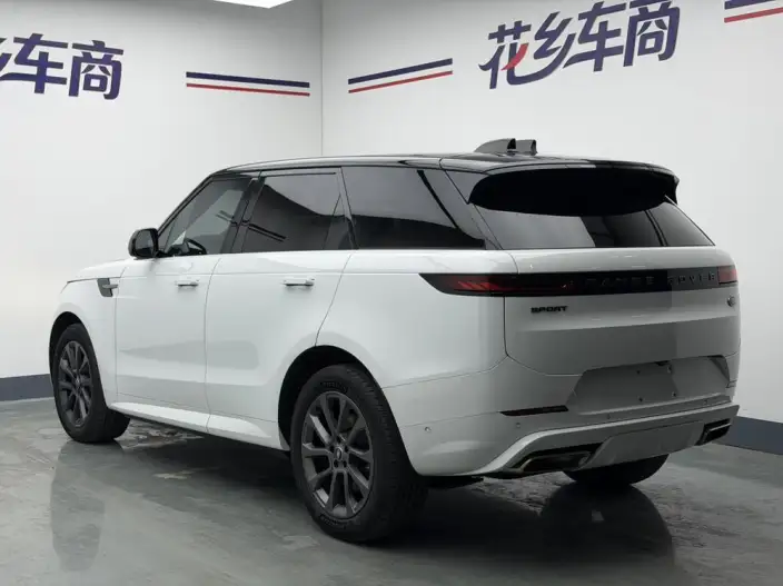Range Rover Sport 2023 Model 3.0 L6 DYNAMIC SE