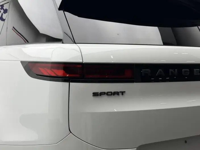 Range Rover Sport 2023 Model 3.0 L6 DYNAMIC SE – фото 9