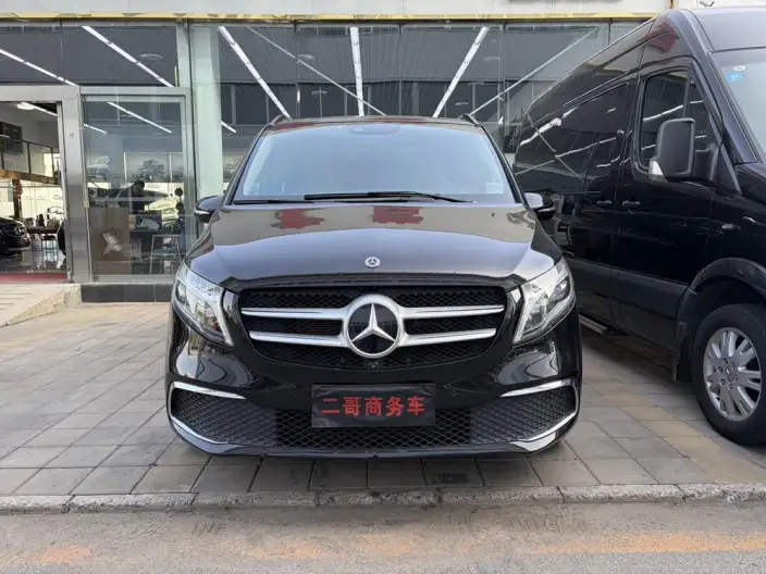 Mercedes-Benz V-Class 2022 Model V 260 L Long wheelbase Premium Edition – фото 2
