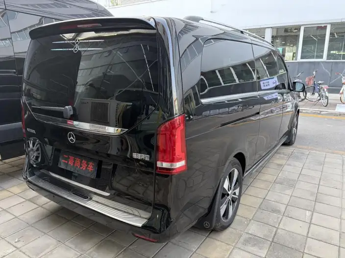 Mercedes-Benz V-Class 2022 Model V 260 L Long wheelbase Premium Edition – фото 5