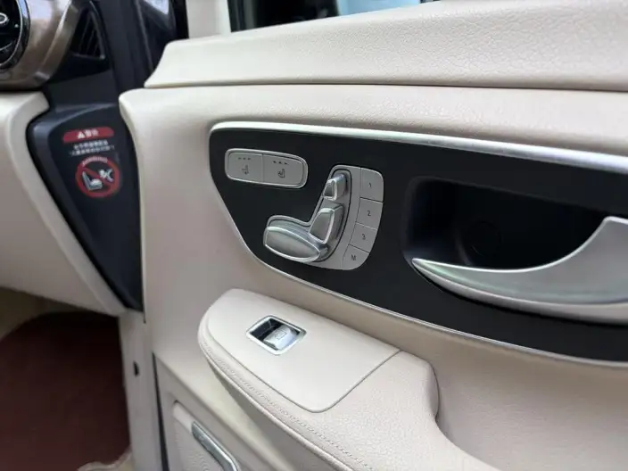 Mercedes-Benz V-Class 2022 Model V 260 L Long wheelbase Premium Edition – фото 6