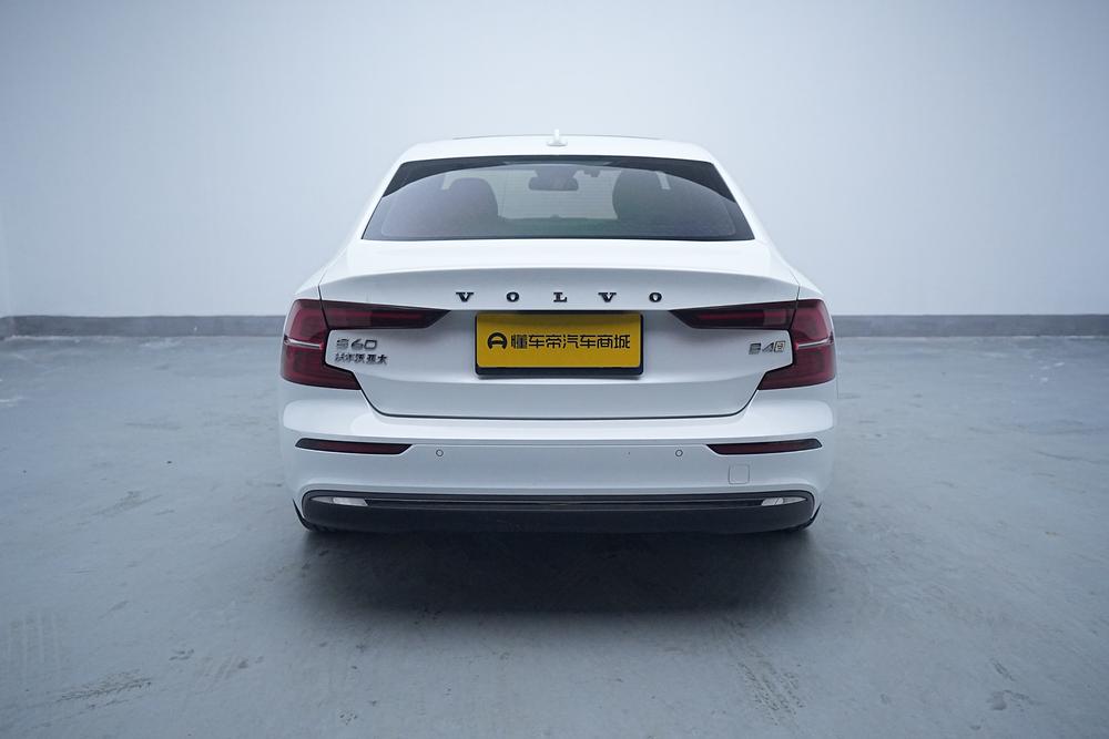 Volvo S60 2024 B4 B4 Smart Luxury – фото 6