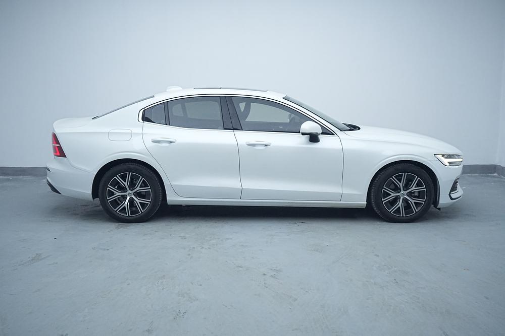 Volvo S60 2024 B4 B4 Smart Luxury – фото 8
