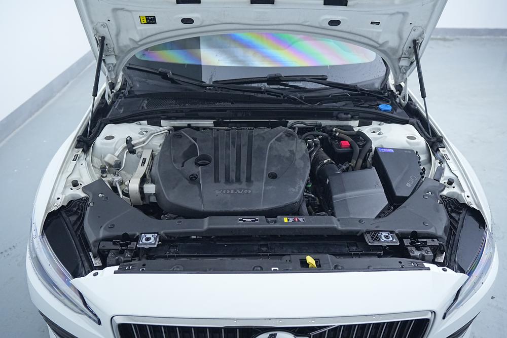 Volvo S60 2024 B4 B4 Smart Luxury – фото 10