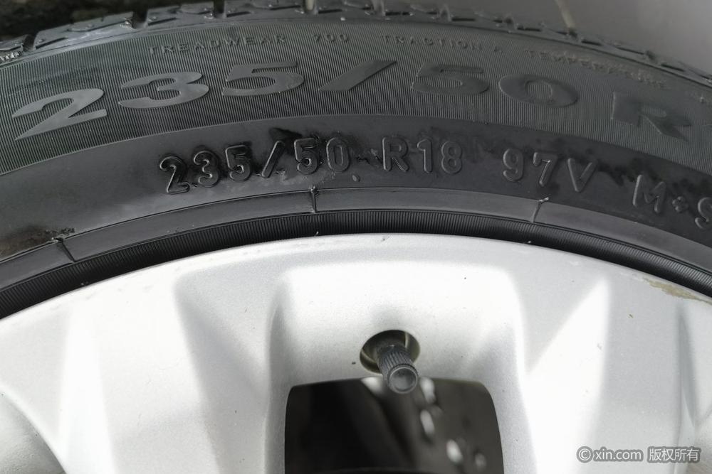 Ford Kuga 2015 2.0L GTDi AWD Elite – фото 10