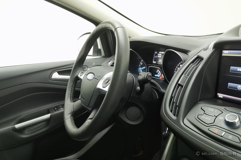 Ford Kuga 2015 2.0L GTDi AWD Elite – фото 11