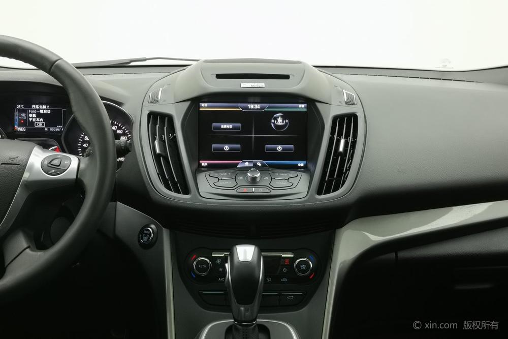 Ford Kuga 2015 2.0L GTDi AWD Elite – фото 12