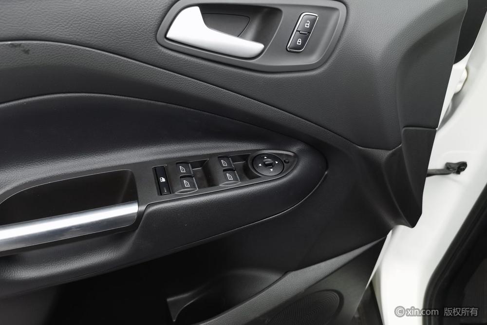 Ford Kuga 2015 2.0L GTDi AWD Elite – фото 22