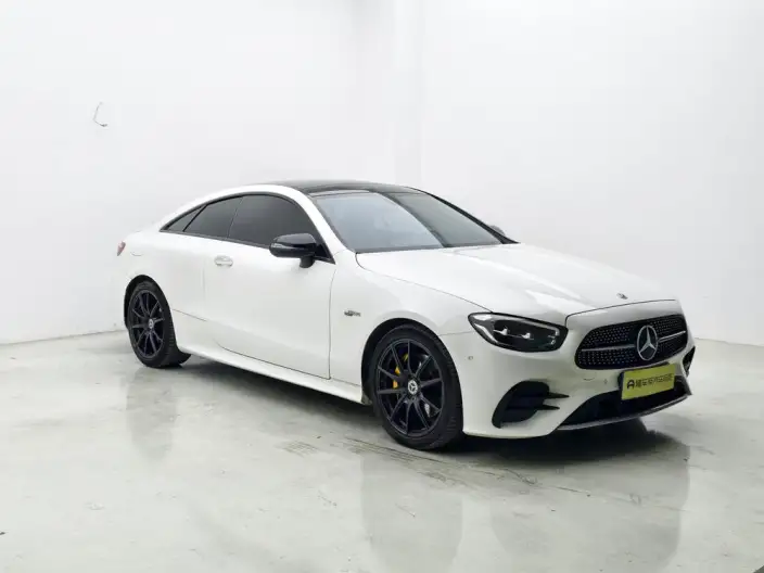 Mercedes-Benz E-Class Imported 2023 Model E 260 Coupe – фото 3