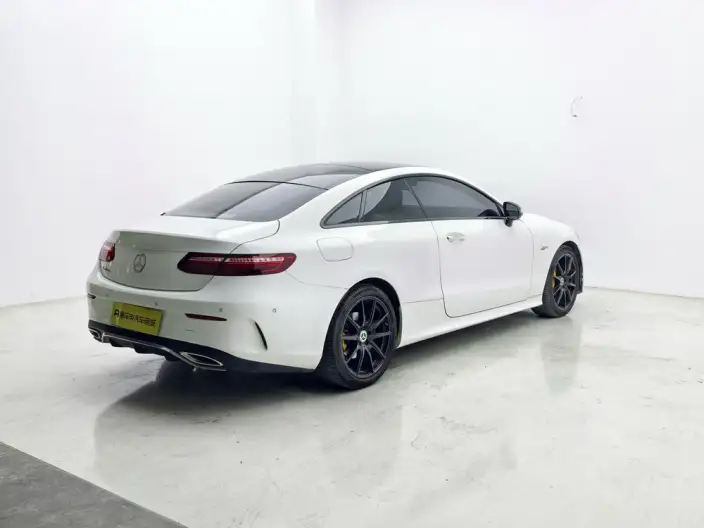 Mercedes-Benz E-Class Imported 2023 Model E 260 Coupe – фото 7