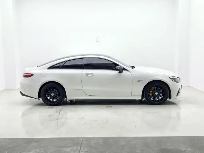 Mercedes-Benz E-Class Imported 2023 Model E 260 Coupe – фото 8