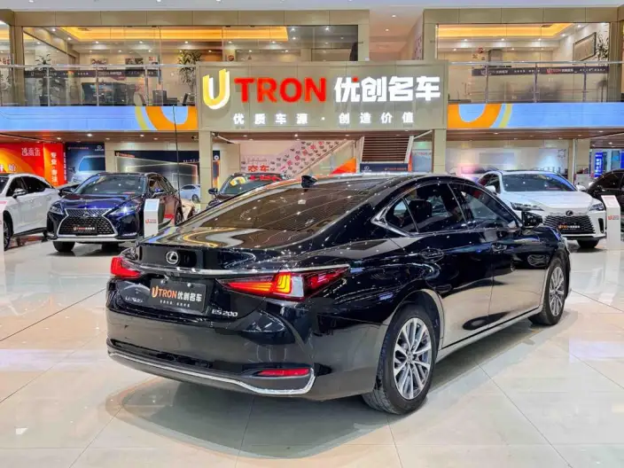 Lexus ES 2021 Model 200 Superior Edition – фото 5